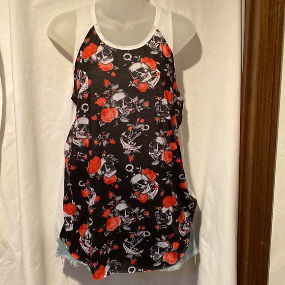 NWT skull tank top - Picture 1 of 10